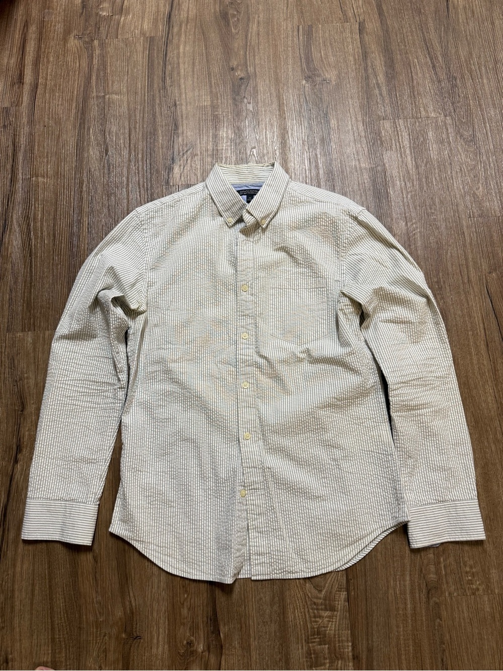 Banana Republic Men's Button-Down Seersucker Shirt